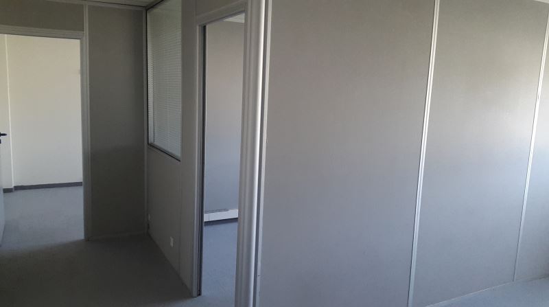 bureau a louer aix les milles